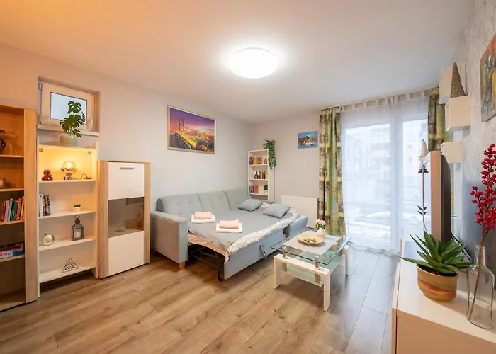 Center Budget Apartment Inside Free Parking Self Check-In Free Streaming Ac Balcony