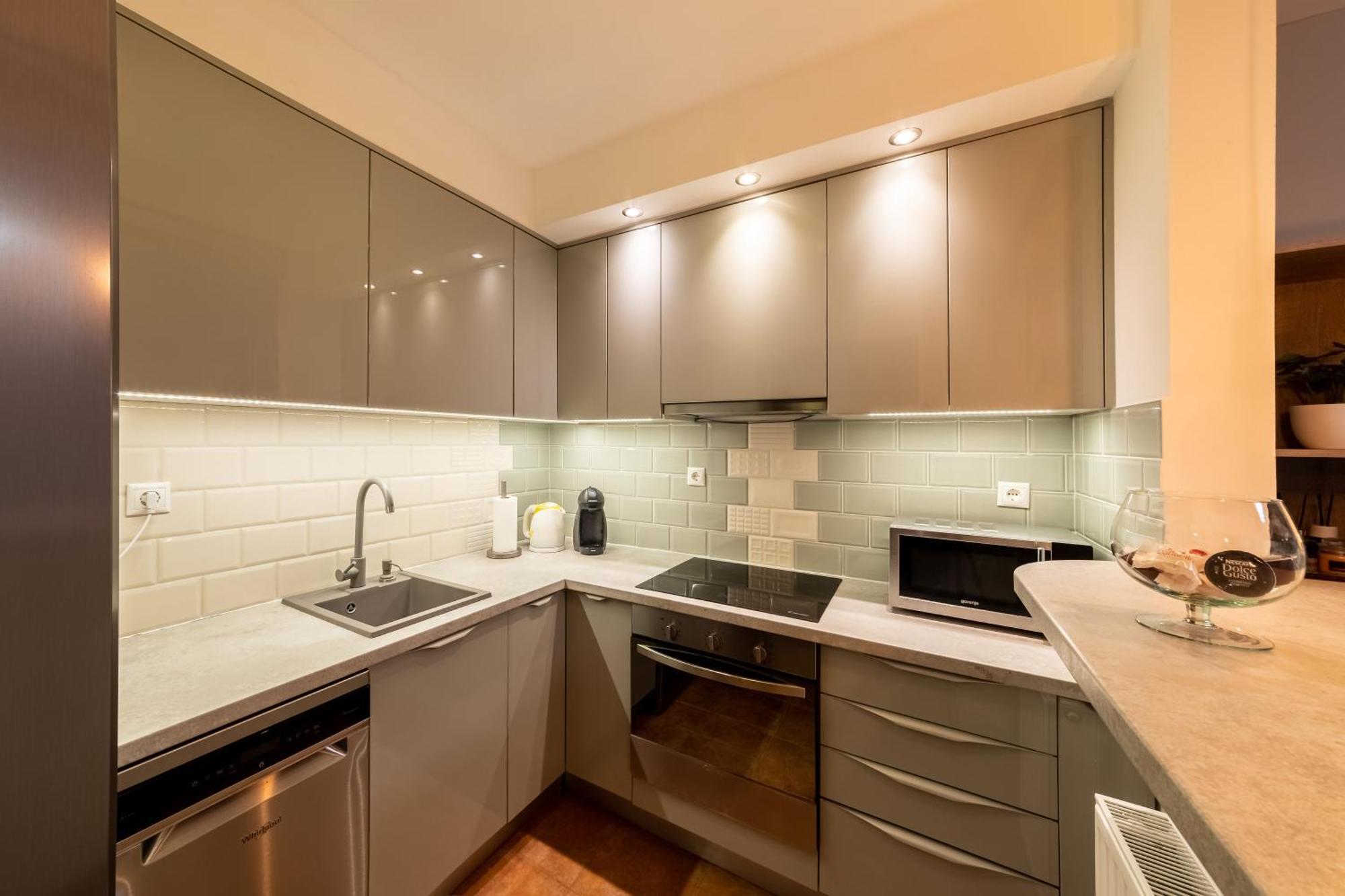 Apartmán Center Budget Inside Free Parking Self Check-in Free Streaming Ac Balcony *