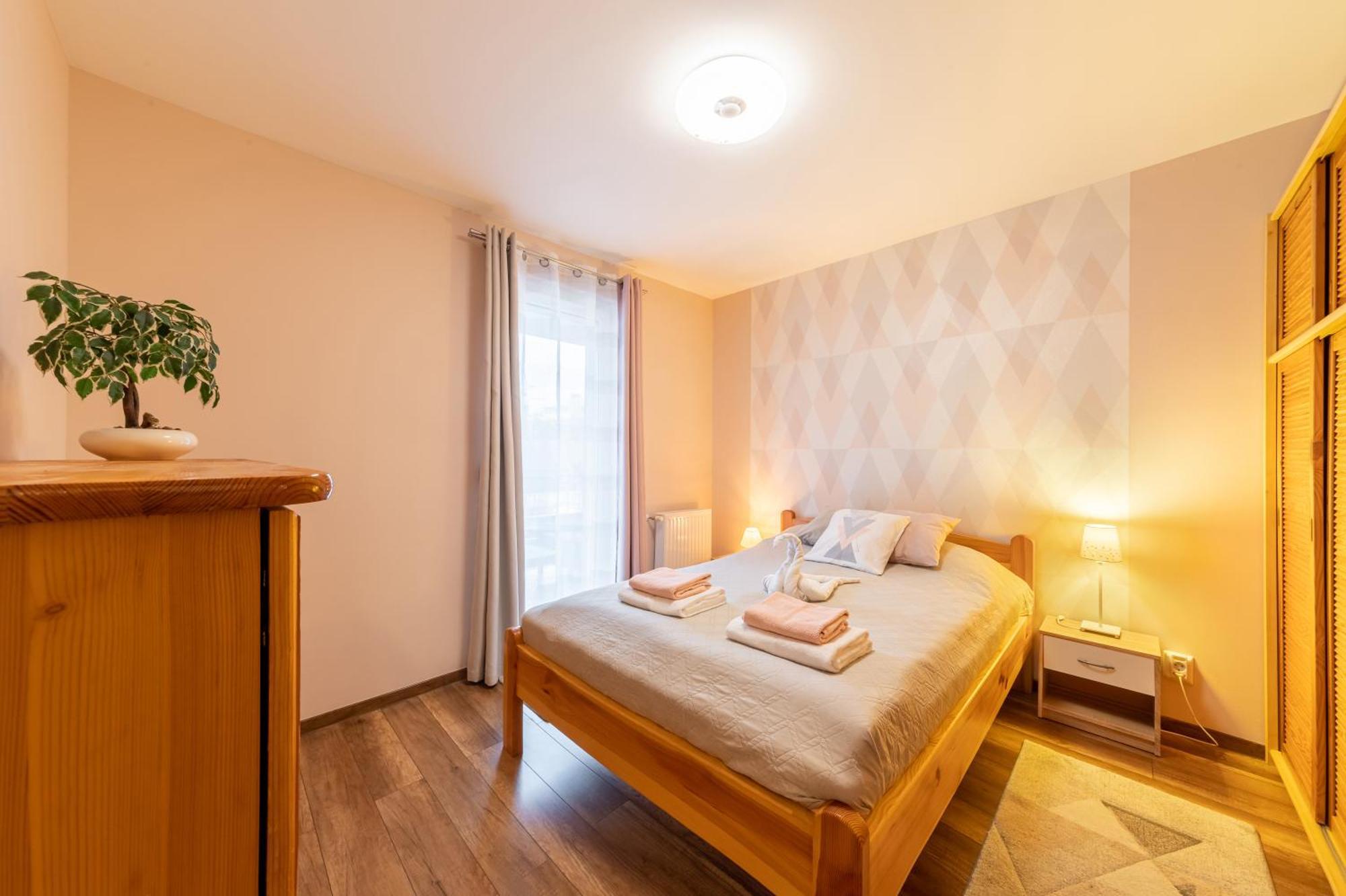 Center Budget Inside Free Parking Self Check-in Free Streaming Ac Balcony Apartmán Budapest